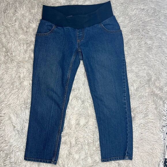 Maternity Capri‎ pants - Picture 1 of 6